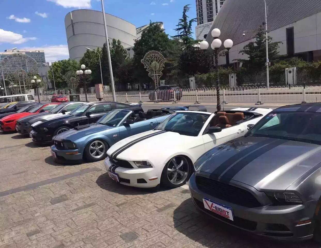 北京汽車租賃 北京汽車租賃